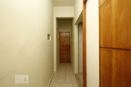 Corredor de kitnet/studio para alugar com 1 quarto, 49m² em Centro, Rio de Janeiro