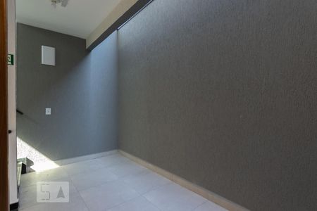 Vista da sala de apartamento para alugar com 2 quartos, 55m² em Vila Santa Inês, São Paulo