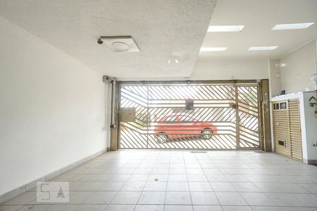 Vista sala de estar de casa à venda com 4 quartos, 500m² em Vila Matilde, São Paulo