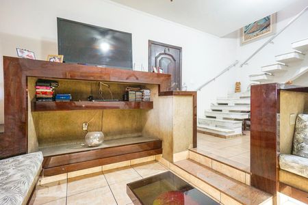 Sala de estar de casa à venda com 4 quartos, 500m² em Vila Matilde, São Paulo