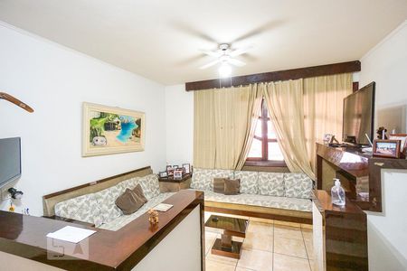 Sala de estar de casa à venda com 4 quartos, 500m² em Vila Matilde, São Paulo