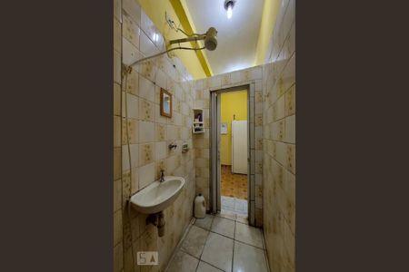 Casa à venda com 435m², 5 quartos e 4 vagas Casa à venda com 435m², 5 quartos e 4 vagasBanheiro