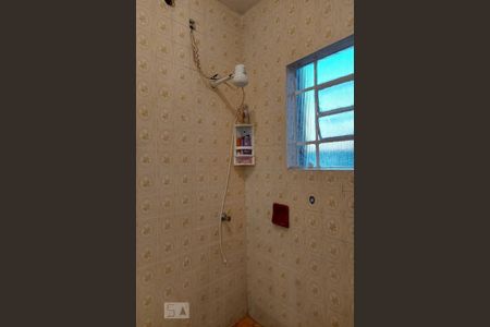 Casa à venda com 435m², 5 quartos e 4 vagas Casa à venda com 435m², 5 quartos e 4 vagasBanheiro