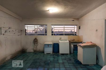 Casa à venda com 435m², 5 quartos e 4 vagas Casa à venda com 435m², 5 quartos e 4 vagasÁrea de serviço