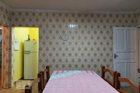 Casa à venda com 435m², 5 quartos e 4 vagas Casa à venda com 435m², 5 quartos e 4 vagasCozinha