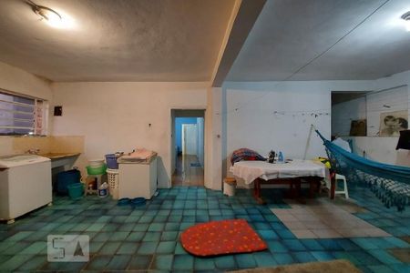 Casa à venda com 435m², 5 quartos e 4 vagas Casa à venda com 435m², 5 quartos e 4 vagasÁrea de serviço