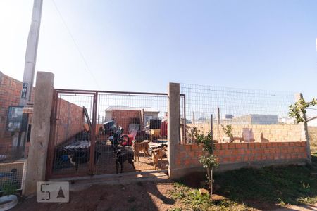 Fachada de casa à venda com 2 quartos, 48m² em Brigadeira, Canoas