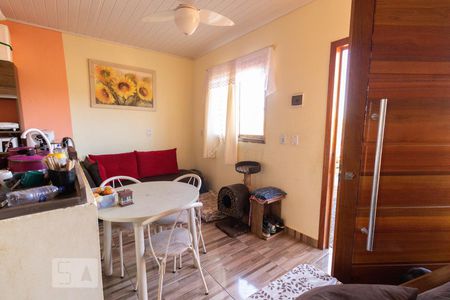 Sala de casa à venda com 2 quartos, 48m² em Brigadeira, Canoas