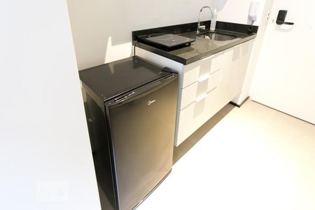 Cozinha de kitnet/studio à venda com 1 quarto, 10m² em Santa Cecilia, São Paulo