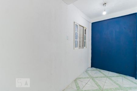 Quarto de casa para alugar com 1 quarto, 100m² em Vila Nhocune, São Paulo