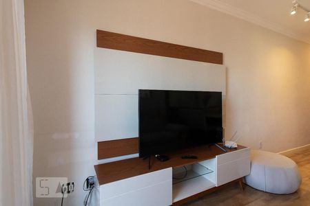 Sala de apartamento para alugar com 3 quartos, 67m² em Jardim Flor da Montanha, Guarulhos