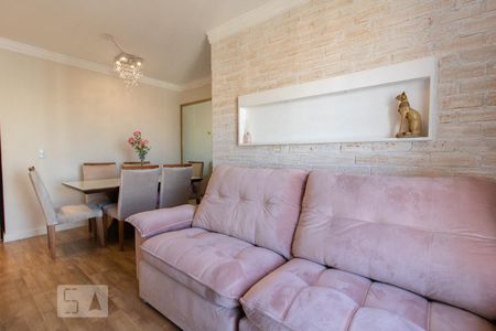 Sala de apartamento para alugar com 3 quartos, 67m² em Jardim Flor da Montanha, Guarulhos