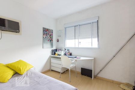 Quarto 1 de apartamento à venda com 2 quartos, 50m² em Sarandi, Porto Alegre