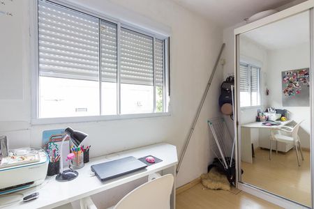 Quarto 1 de apartamento à venda com 2 quartos, 50m² em Sarandi, Porto Alegre