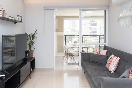 Sala de apartamento à venda com 2 quartos, 57m² em Jardim Flor da Montanha, Guarulhos