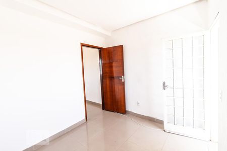 Quarto de apartamento para alugar com 1 quarto, 37m² em Riacho Fundo I, Brasília