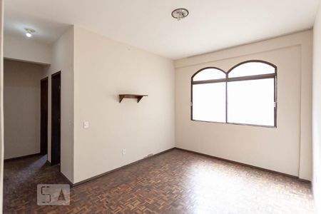 Sala de apartamento à venda com 2 quartos, 150m² em Sagrada Família, Belo Horizonte