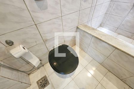 Banheiro de apartamento à venda com 1 quarto, 52m² em Laranjeiras, Rio de Janeiro