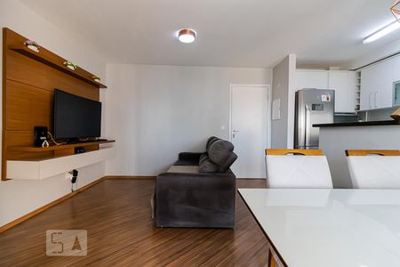 Sala de apartamento à venda com 2 quartos, 68m² em Vila Firmiano Pinto, São Paulo