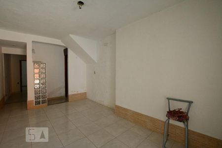 Sala de apartamento para alugar com 1 quarto, 115m² em Marechal Hermes, Rio de Janeiro