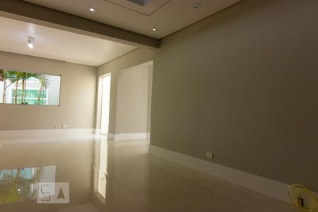 Sala 2 de casa de condomínio para alugar com 4 quartos, 380m² em São Paulo Ii, Cotia