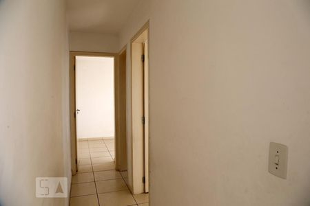 Corredor de apartamento para alugar com 2 quartos, 44m² em Fazenda Morumbi , São Paulo