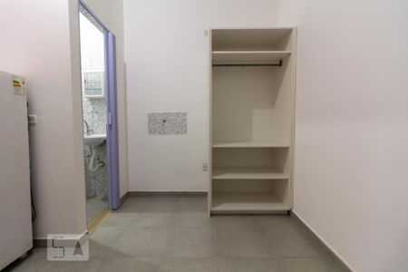 Sala/Quarto de kitnet/studio para alugar com 1 quarto, 12m² em Vila Gomes, São Paulo