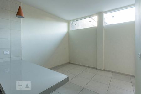 Sala/Cozinha de casa para alugar com 3 quartos, 90m² em São Geraldo, Belo Horizonte