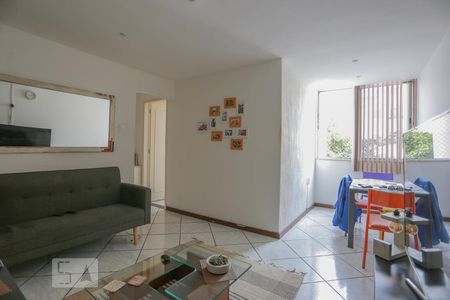 Sala de apartamento à venda com 2 quartos, 55m² em Praça da Bandeira, Rio de Janeiro