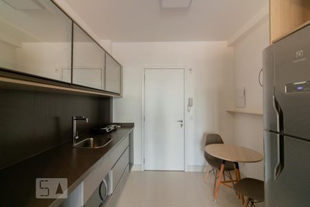 Cozinha de kitnet/studio à venda com 1 quarto, 40m² em Vila Nova Conceição, São Paulo