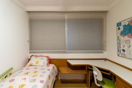 Quarto 1 de apartamento para alugar com 3 quartos, 90m² em Vila Uberabinha, São Paulo