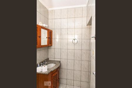 Casa frente/banheiro de casa de condomínio à venda com 7 quartos, 400m² em Vila Moinho Velho, São Paulo