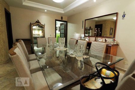 Sala de casa à venda com 3 quartos, 250m² em Vila Deodoro, São Paulo