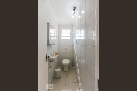 Lavabo de casa para alugar com 2 quartos, 110m² em Vila Universitária, São Paulo