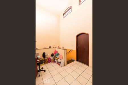 Antessala - quartos de casa para alugar com 3 quartos, 385m² em Vila Endres, Guarulhos