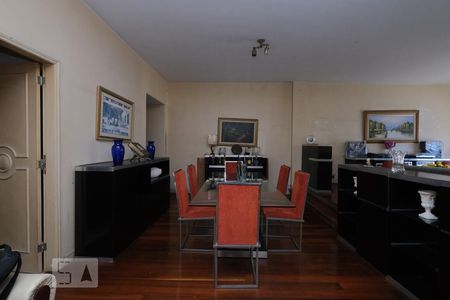Sala de apartamento à venda com 4 quartos, 143m² em Tijuca, Rio de Janeiro