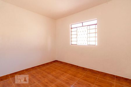 Quarto de casa para alugar com 1 quarto, 80m² em São Geraldo, Belo Horizonte