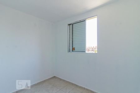 Quarto 2 de apartamento para alugar com 2 quartos, 47m² em Jardim Tranqüilidade, Guarulhos