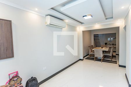 Sala de casa à venda com 3 quartos, 115m² em Vila Cruz das Almas, São Paulo