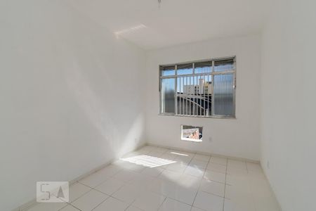 Quarto de apartamento para alugar com 1 quarto, 43m² em Ramos, Rio de Janeiro
