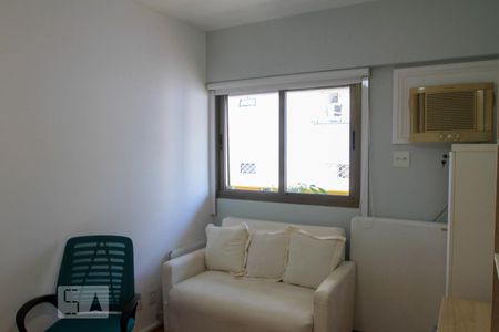 Quarto 1 de apartamento para alugar com 2 quartos, 76m² em Leblon, Rio de Janeiro