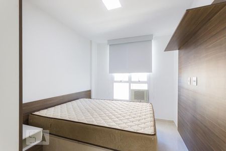 Quarto de apartamento para alugar com 1 quarto, 45m² em Taquara, Rio de Janeiro