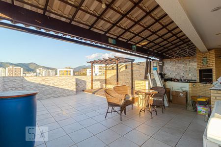 Apartamento à venda com 179m², 4 quartos e 1 vaga Apartamento à venda com 179m², 4 quartos e 1 vagaÁrea Externa