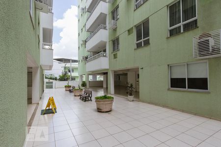 Apartamento à venda com 179m², 4 quartos e 1 vaga Apartamento à venda com 179m², 4 quartos e 1 vagaÁrea Comum