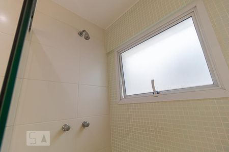 Apartamento à venda com 179m², 4 quartos e 1 vaga Apartamento à venda com 179m², 4 quartos e 1 vagaBanheiro Social 2