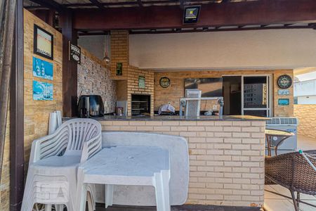 Apartamento à venda com 179m², 4 quartos e 1 vaga Apartamento à venda com 179m², 4 quartos e 1 vagaÁrea Gourmet