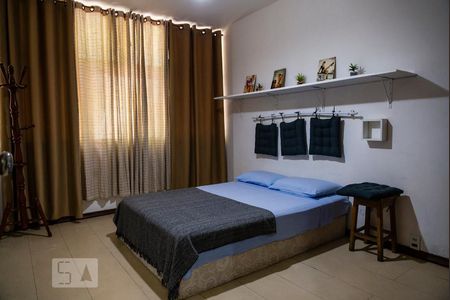 Quarto 1 de apartamento à venda com 3 quartos, 160m² em Copacabana, Rio de Janeiro