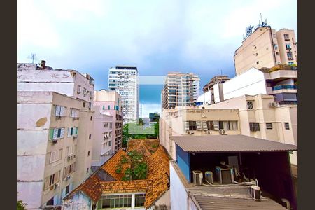 Sala  vista  de apartamento à venda com 2 quartos, 120m² em Ipanema, Rio de Janeiro