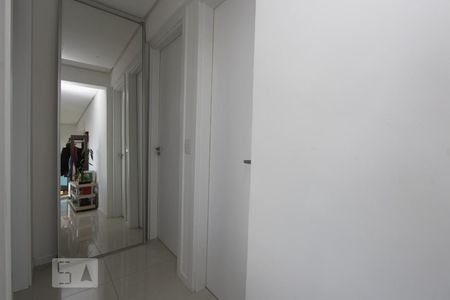 CORREDOR de apartamento à venda com 2 quartos, 70m² em Bom Jesus, Porto Alegre