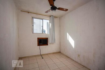 Quarto 1 de apartamento para alugar com 2 quartos, 42m² em Rubem Berta, Porto Alegre